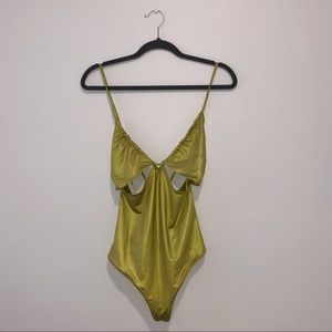 Urban Outfitters Women's Bodysuit Size Large in Green